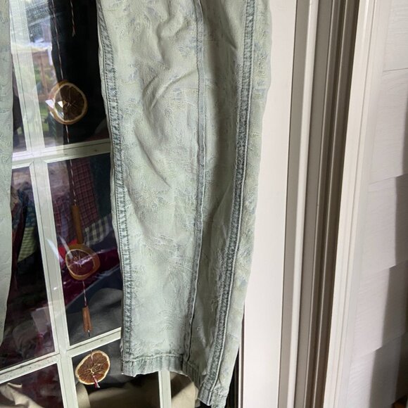 Anthropologie Pants Womens 26 Wanderer Relaxed Taper Straight Floral Green READ - Picture 4 of 10